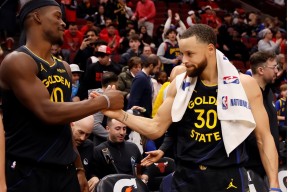 亚博中国官网-日本队带队取胜！，巴特勒重要时刻夺冠比赛高潮迭起的简单介绍-亚博中国官网