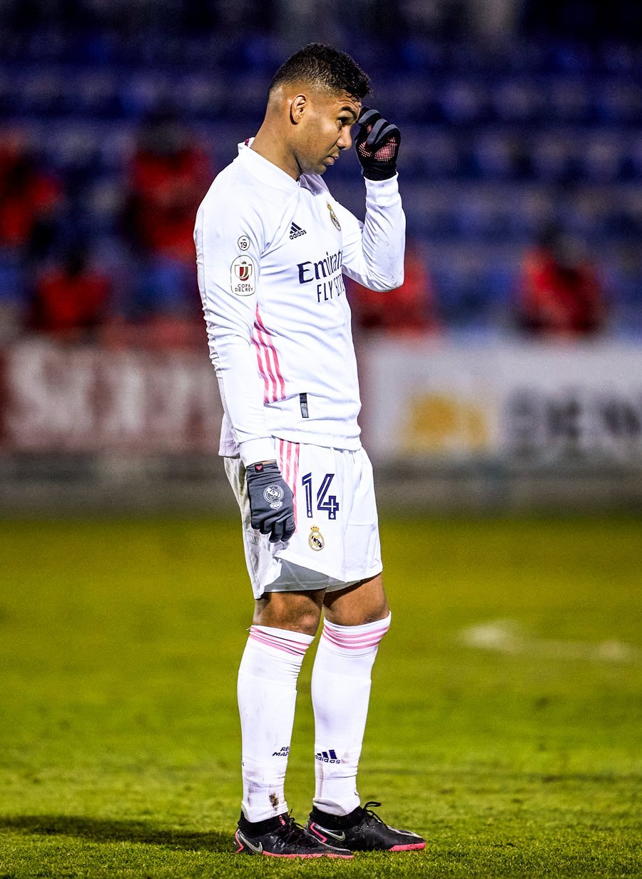 皇家马德里训练开放日，今晚再遭质疑引欢呼，国王杯在即，更衣室氛围转暖的简单介绍